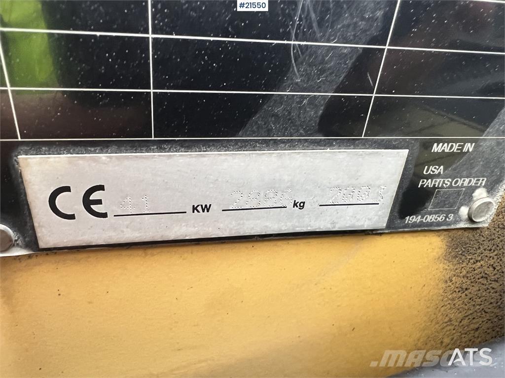 CAT 226 Liukuohjatut kuormaajat