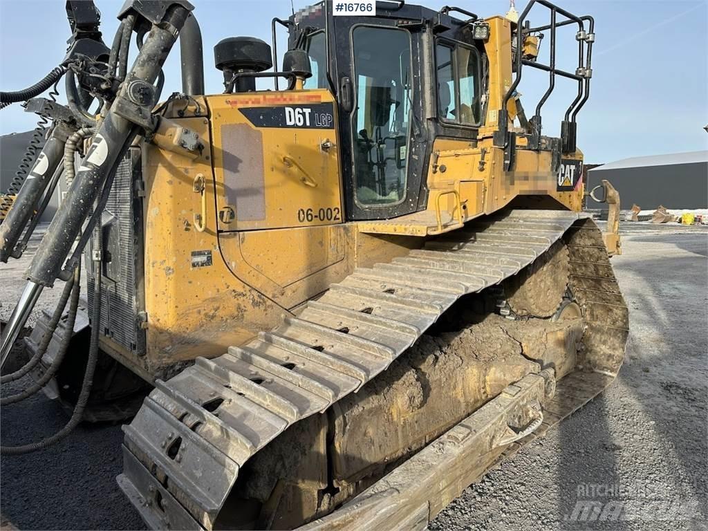 CAT D6T Telaketjupuskutraktorit
