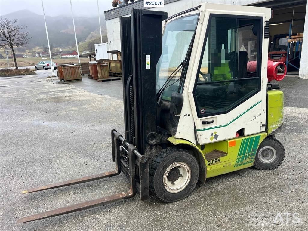 Clark CGP 25 truck Muut haarukkatrukit