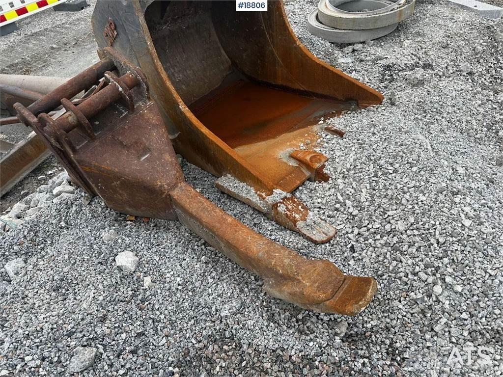 Doosan DX225LC Telakaivukoneet
