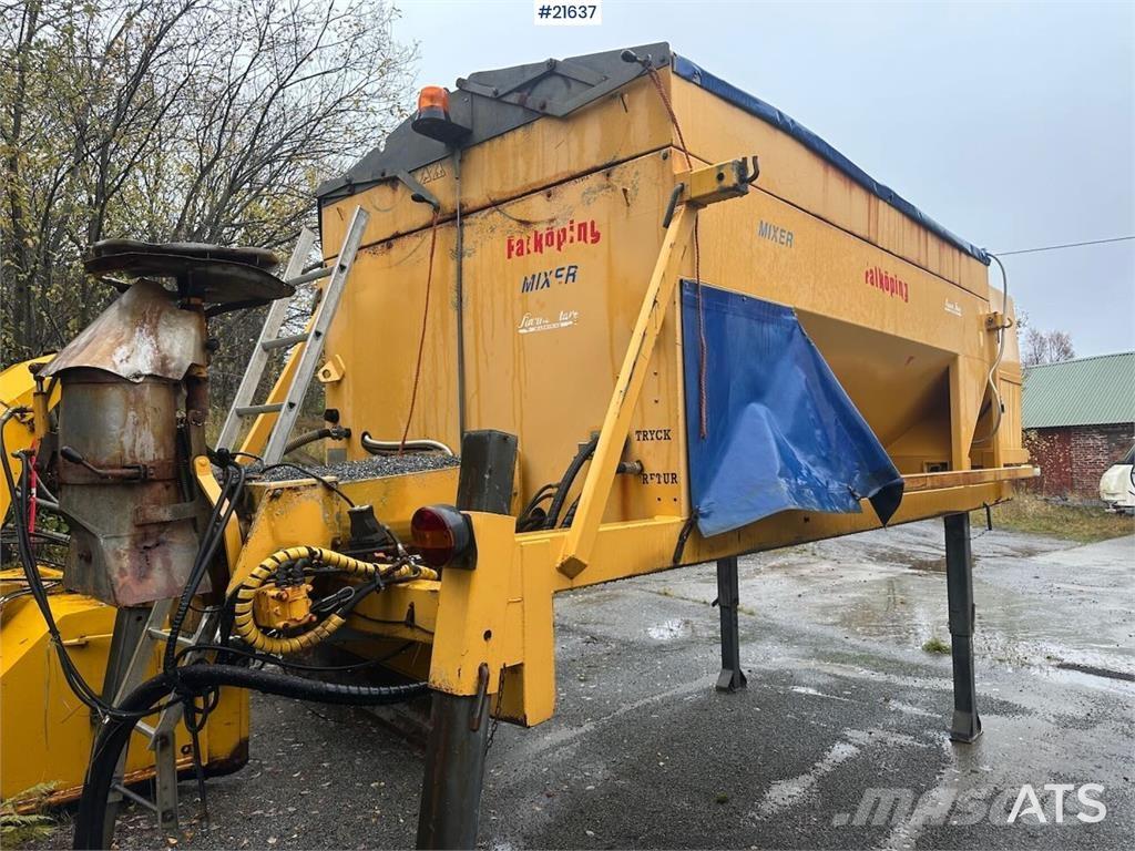 Falköping mixer C-7 Muut
