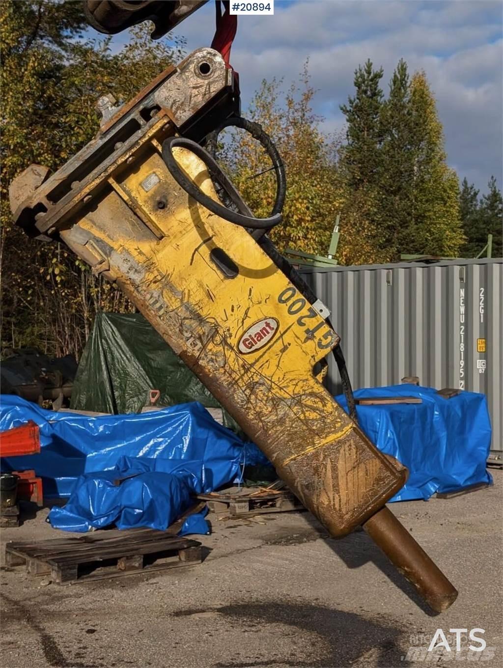 GiANT GT200 Iskuvasarat