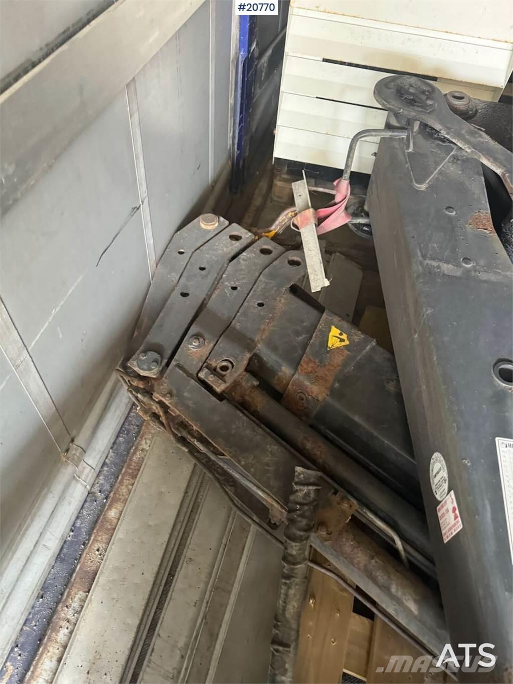 Hiab 125-4 Crane Muut nosturit