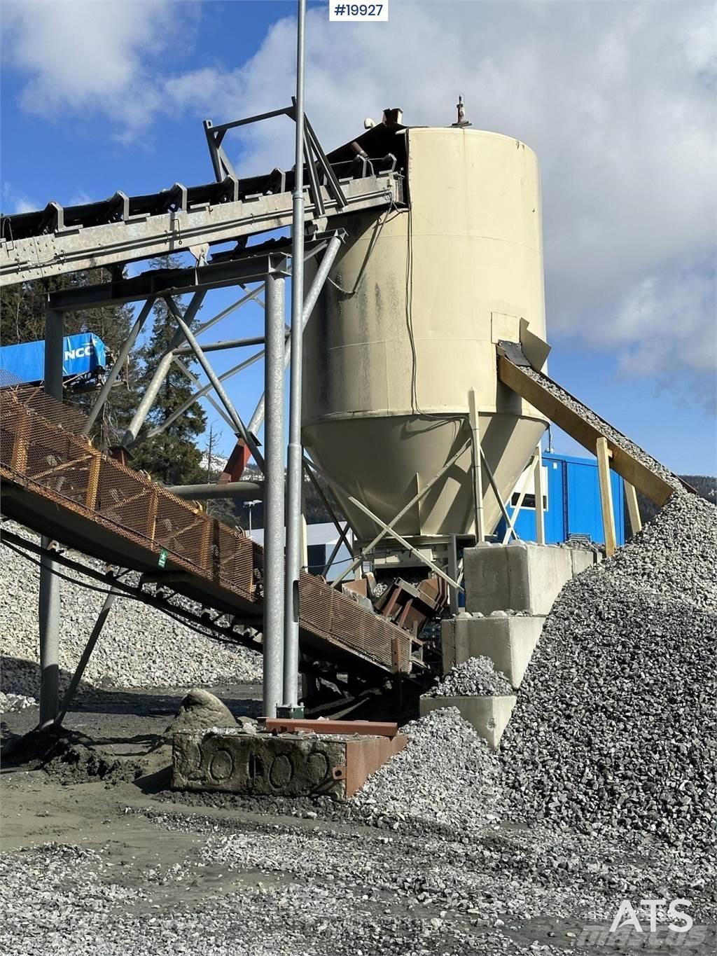 Lagersilo m/ mater Syöttölaitteet