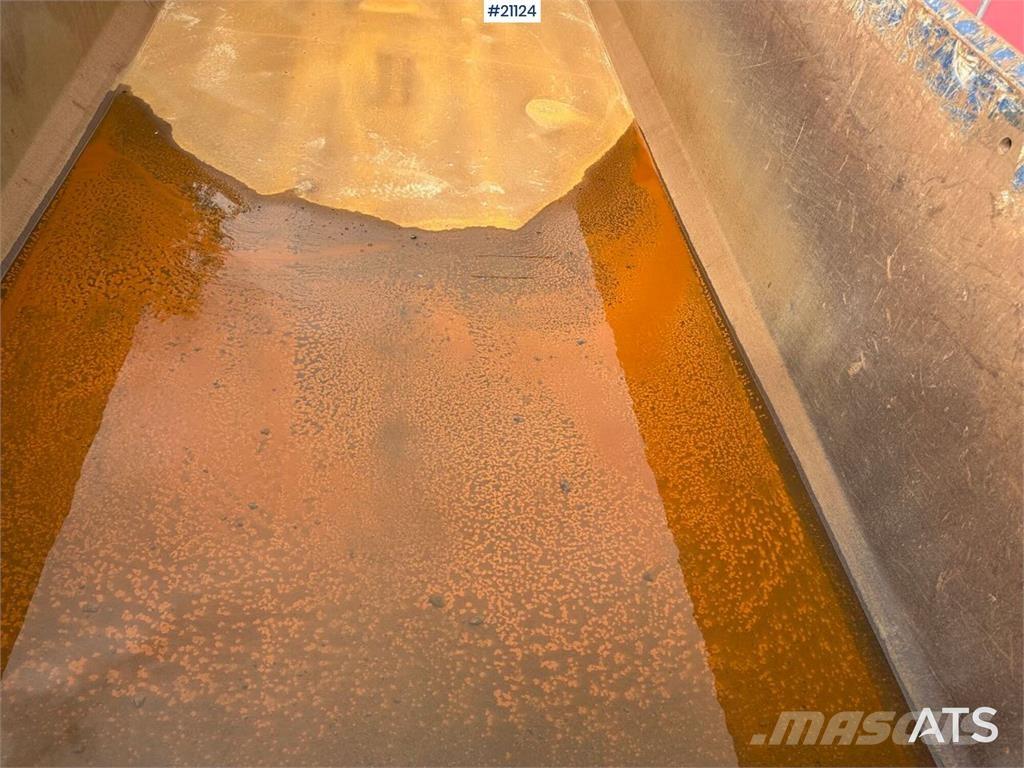 Maur Trippelkjerre Sora- ja kippiperävaunut