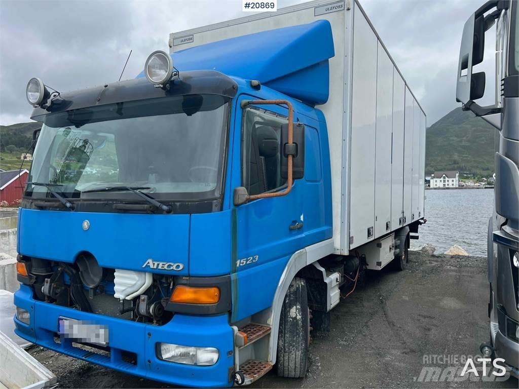 Mercedes-Benz 1523 Umpikorikuorma-autot