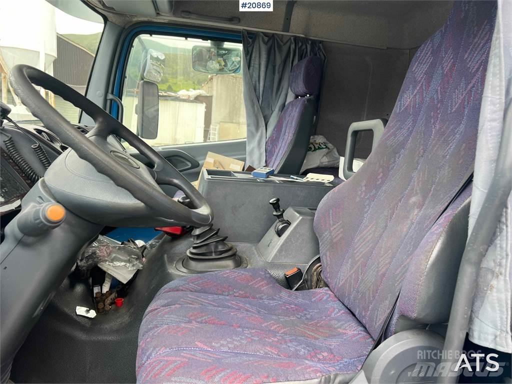 Mercedes-Benz 1523 Umpikorikuorma-autot