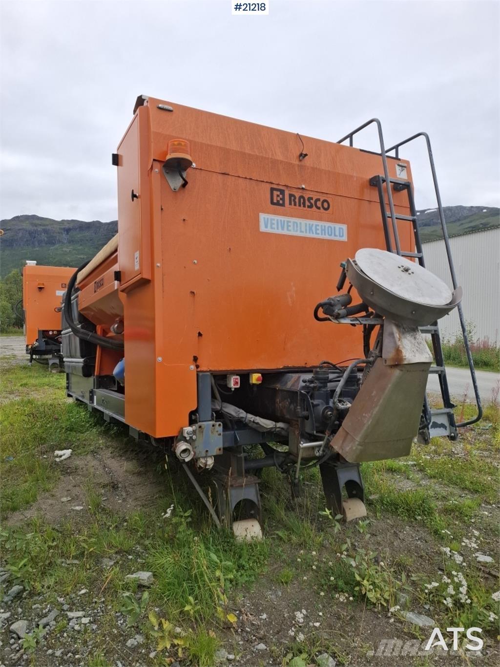 Rasco Solid Hiekan- ja suolanlevittimet