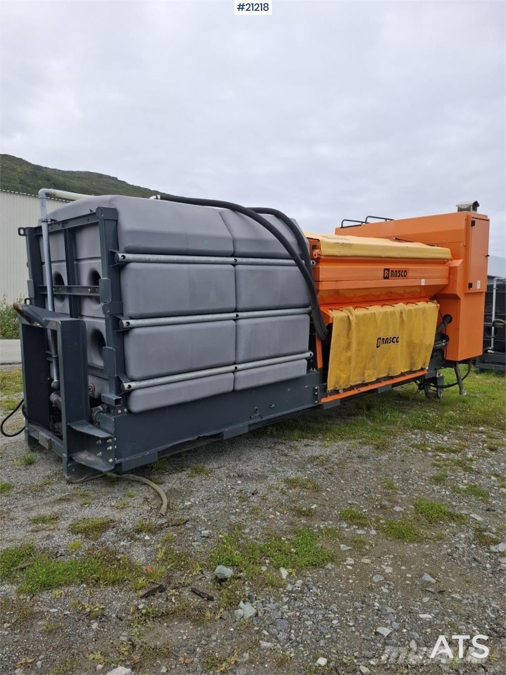 Rasco Solid Hiekan- ja suolanlevittimet