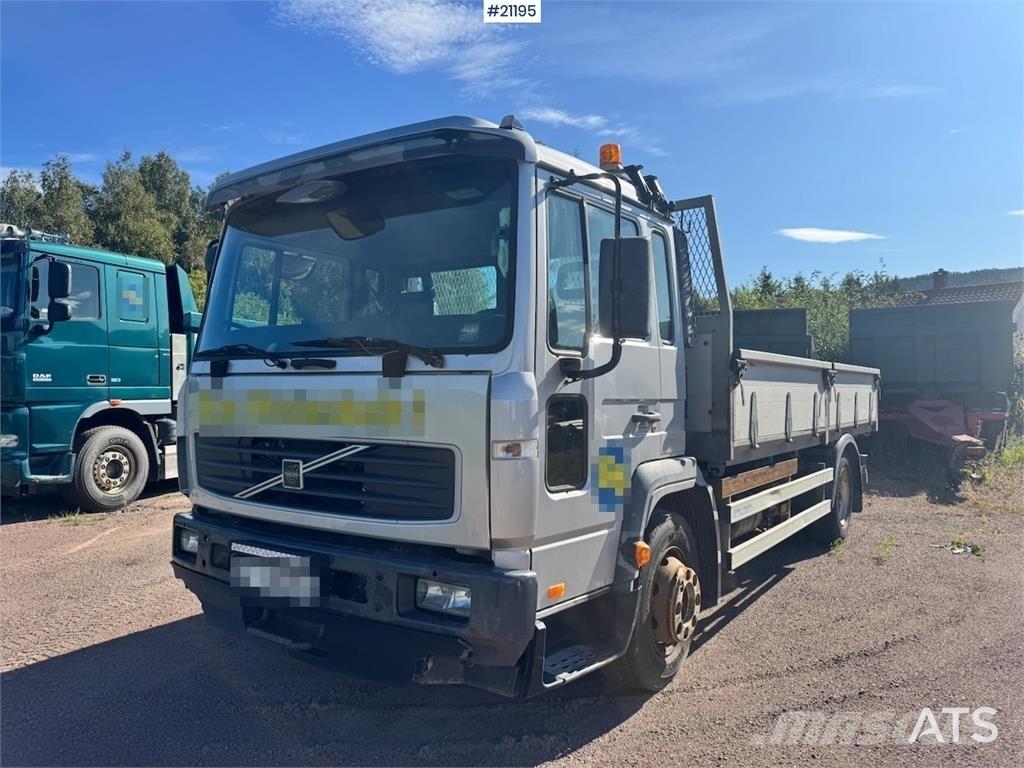 Volvo FL250 Truck. Lava-kuorma-autot