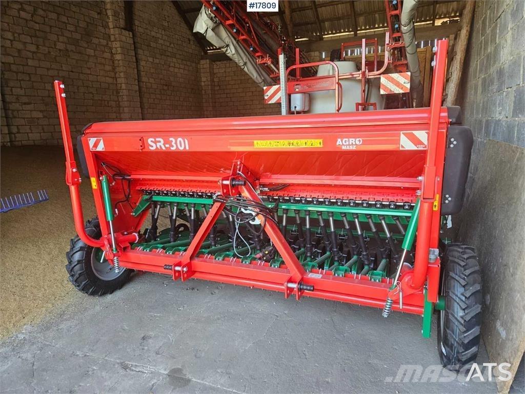 Agromasz SR 301 Kylvökoneet