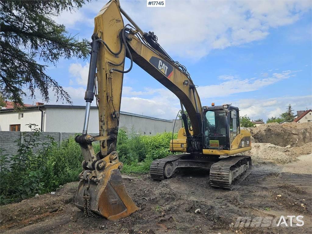 CAT 320D Telakaivukoneet