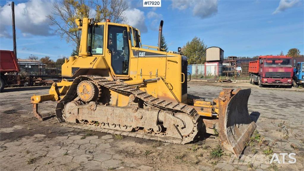 CAT D6D XL Telaketjupuskutraktorit