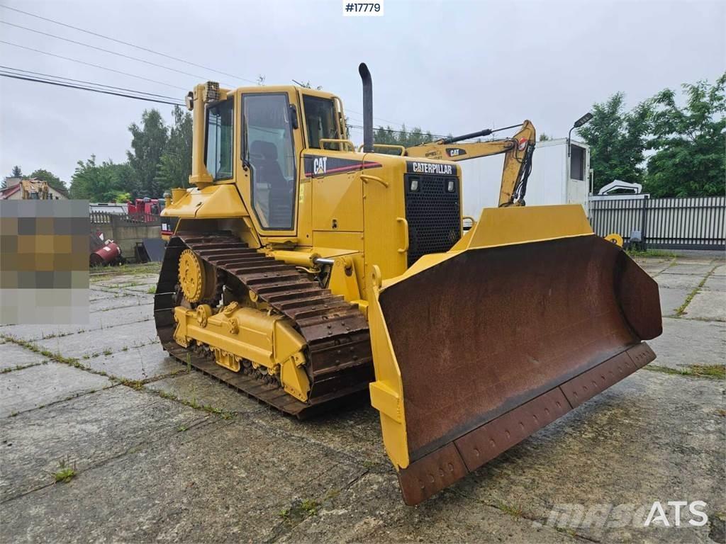 CAT D6NC Telaketjupuskutraktorit