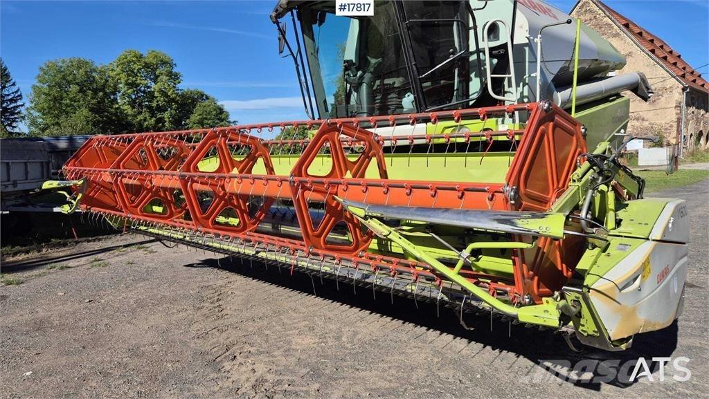 CLAAS Tucano 440 Leikkuupuimurit