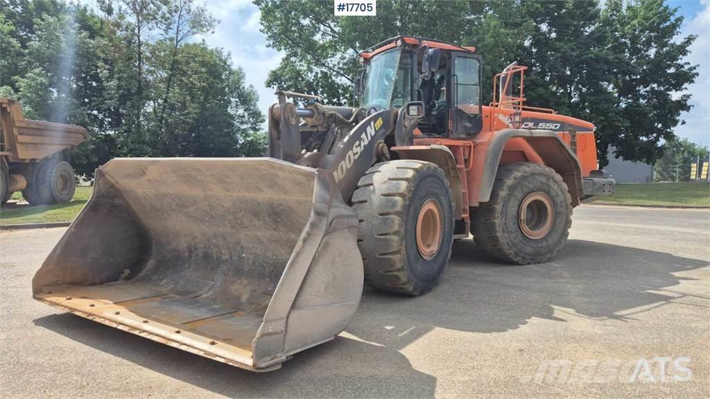 Doosan DL550-5 Pyöräkuormaajat