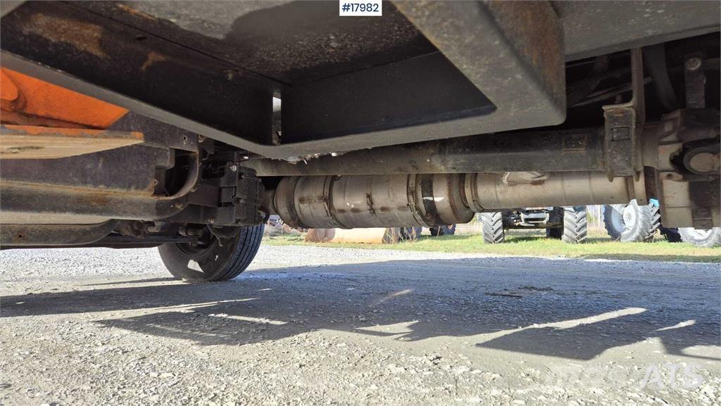 Ford F750 Nosturiautot