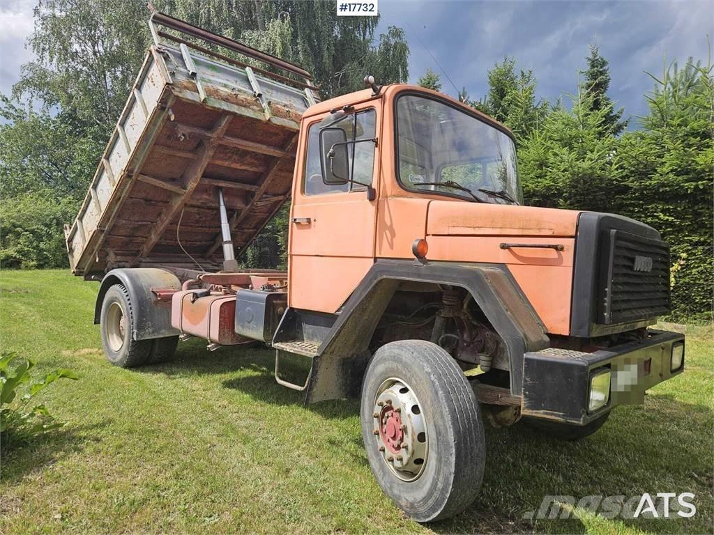 Iveco  Sora- ja kippiautot