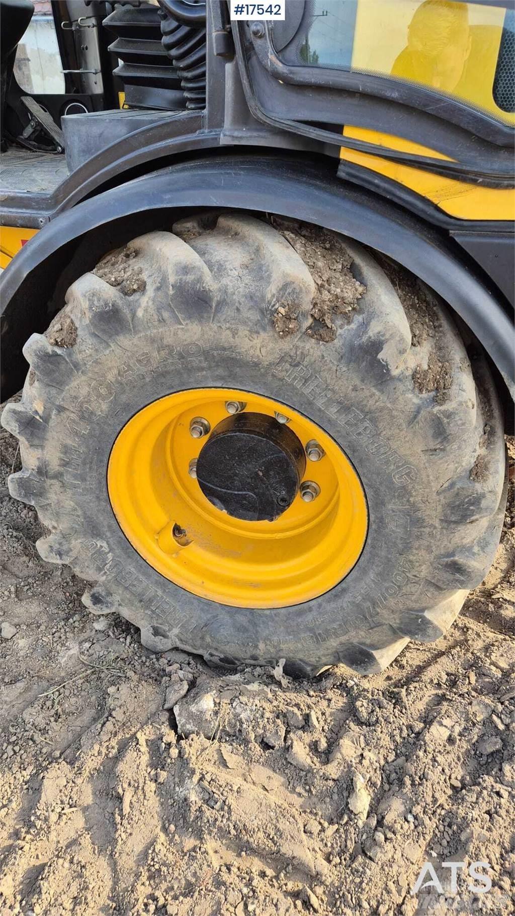 JCB 407 T4 Pyöräkuormaajat
