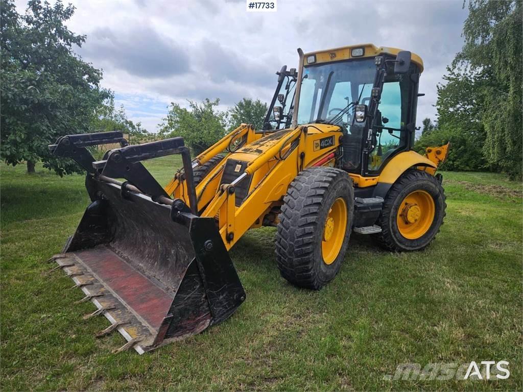 JCB 4CX Kaivurikuormaajat
