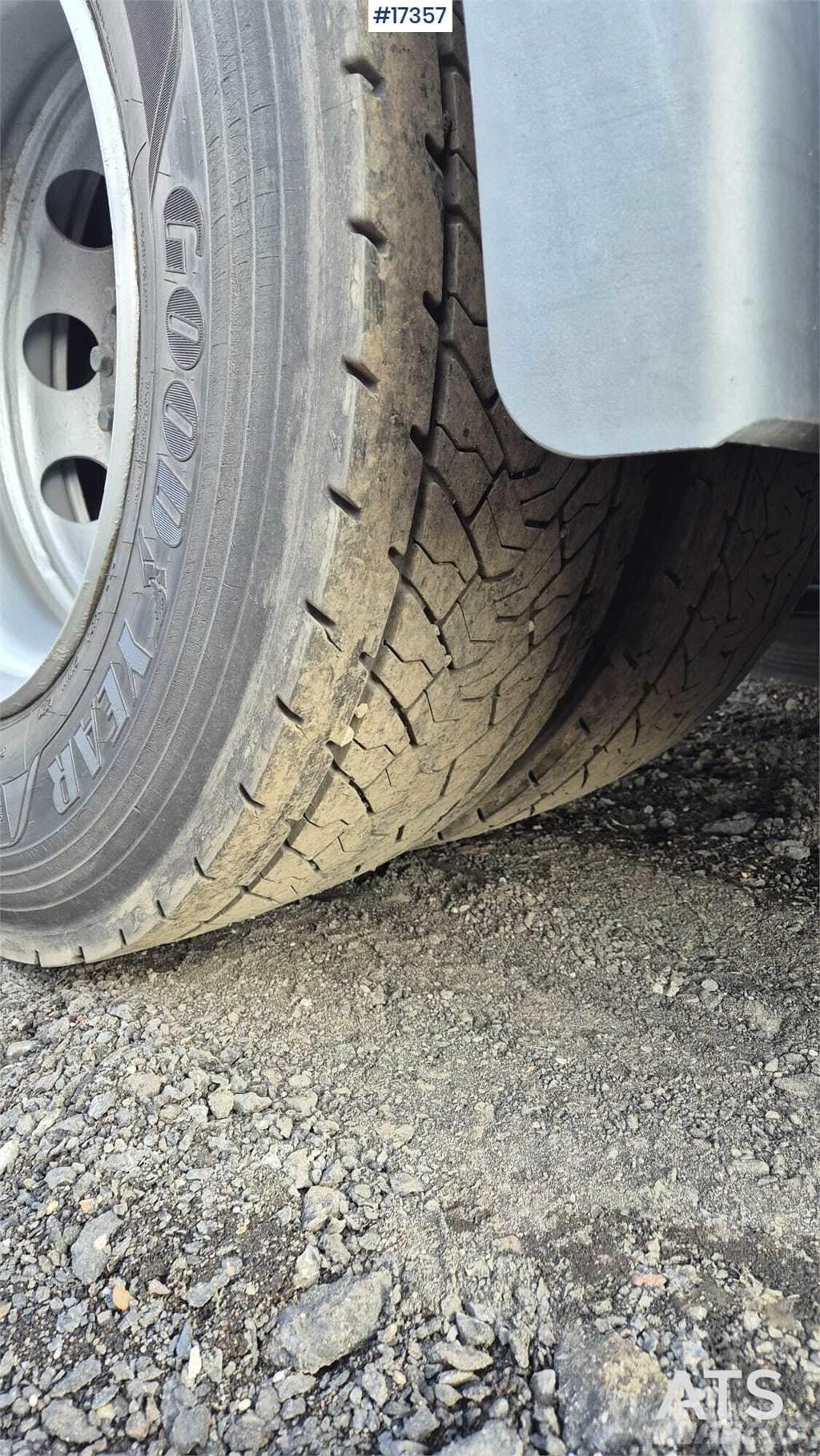 MAN TGX 18.460 Vetopöytäautot