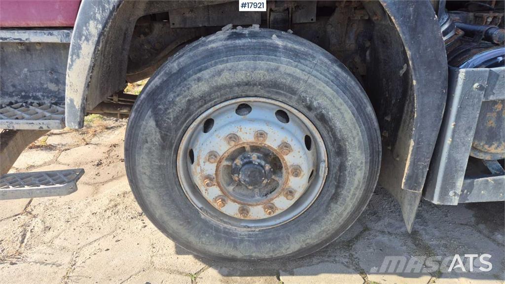 MAZ 650136 Sora- ja kippiautot