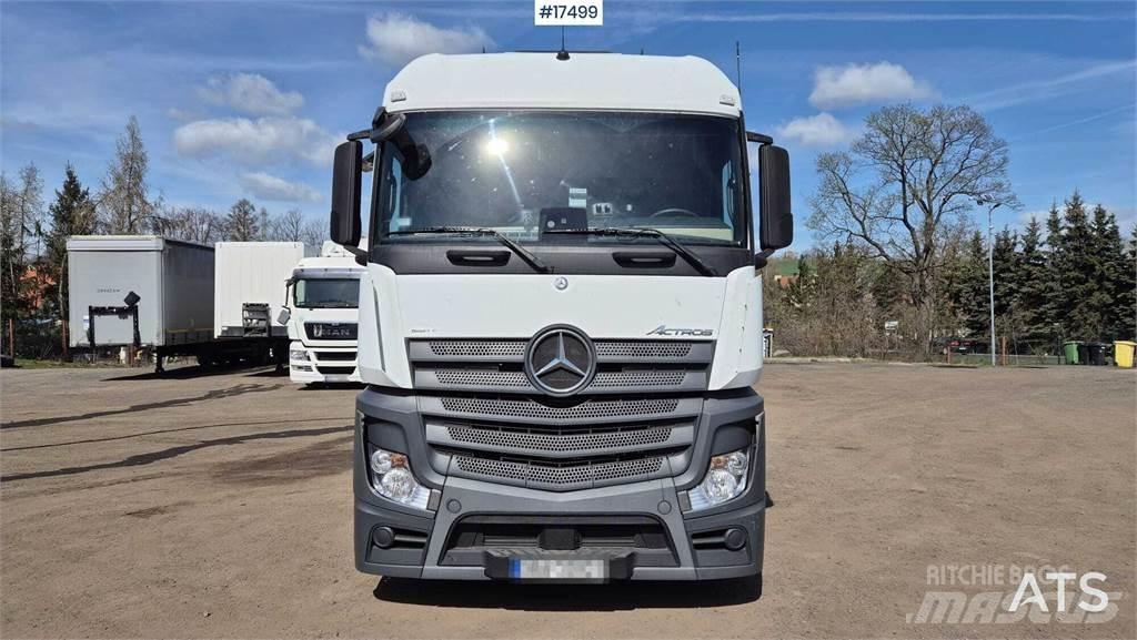 Mercedes-Benz Actros Vetopöytäautot