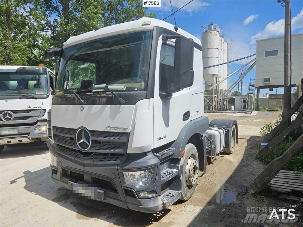 Mercedes-Benz Actros Vetopöytäautot
