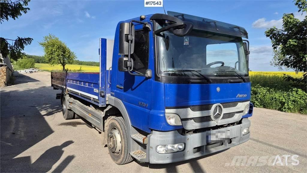 Mercedes-Benz Atego Umpikorikuorma-autot