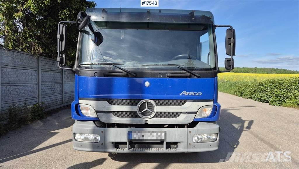 Mercedes-Benz Atego Umpikorikuorma-autot