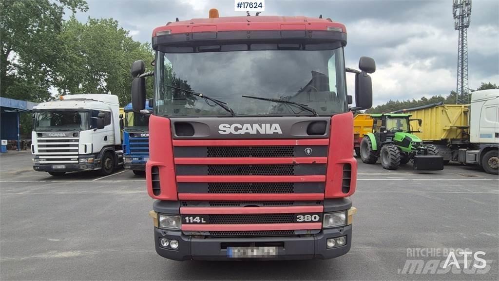 Scania 114L 380 Vetopöytäautot