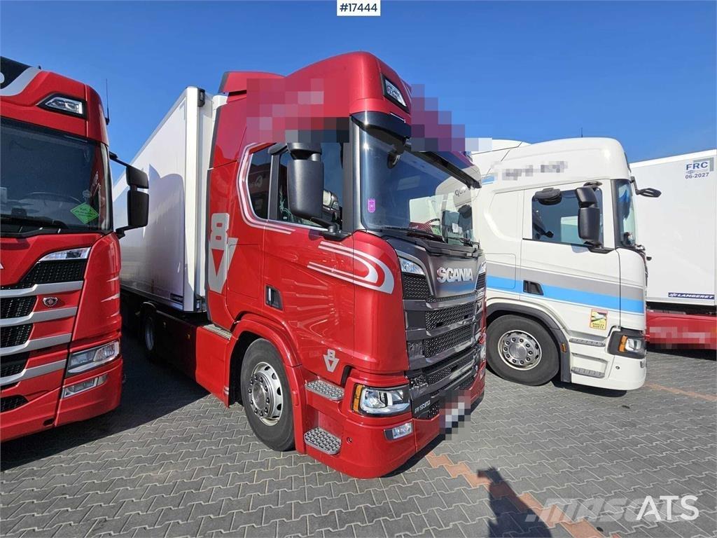 Scania R530 V8 Vetopöytäautot