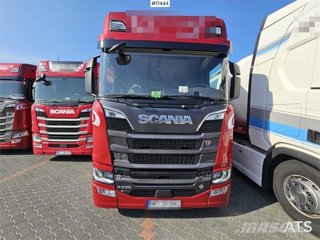 Scania R530 V8 Vetopöytäautot