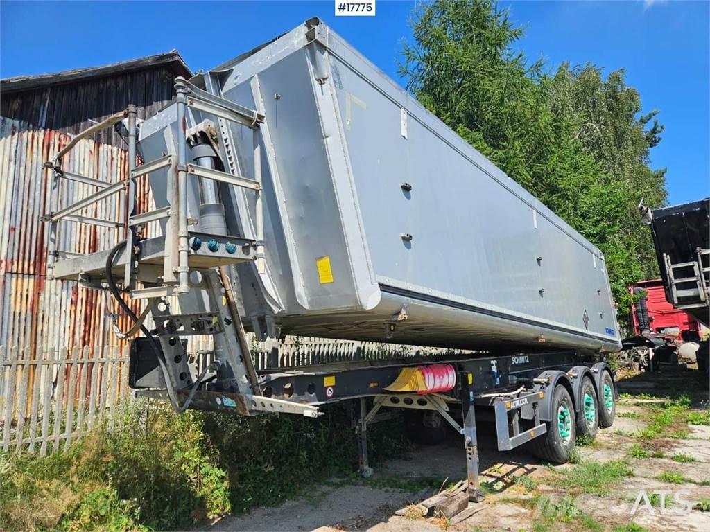 Schmitz SKI 24 Kippipuoliperävaunut