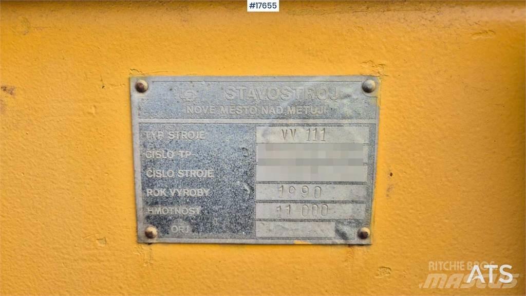 Stavostroj VV 111 Yksivalssijyrät