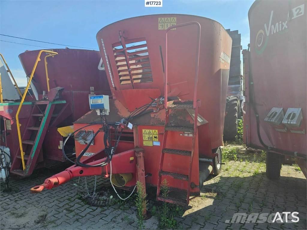 Trioliet SM-12 Rehuvaunut