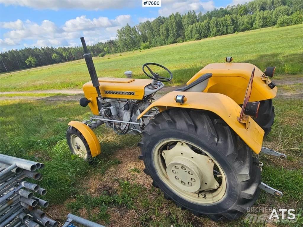 Ursus C 330 Traktorit