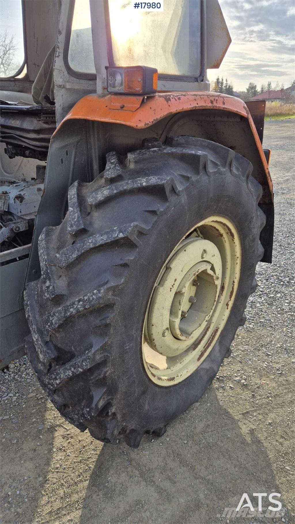 Ursus C 360 Traktorit