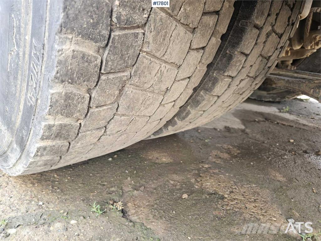 Volvo FH 12 Vetopöytäautot