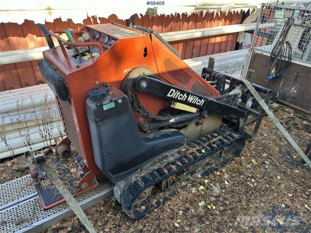 Ditch Witch SK650 Liukuohjatut kuormaajat