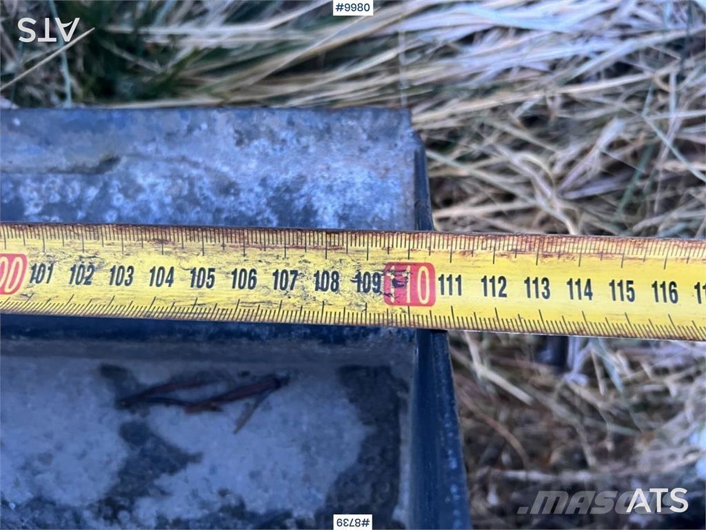 Fjärås 250-1100 Hiekan- ja suolanlevittimet