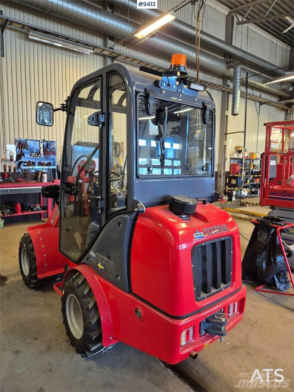 Flexitrac 1126 Liukuohjatut kuormaajat