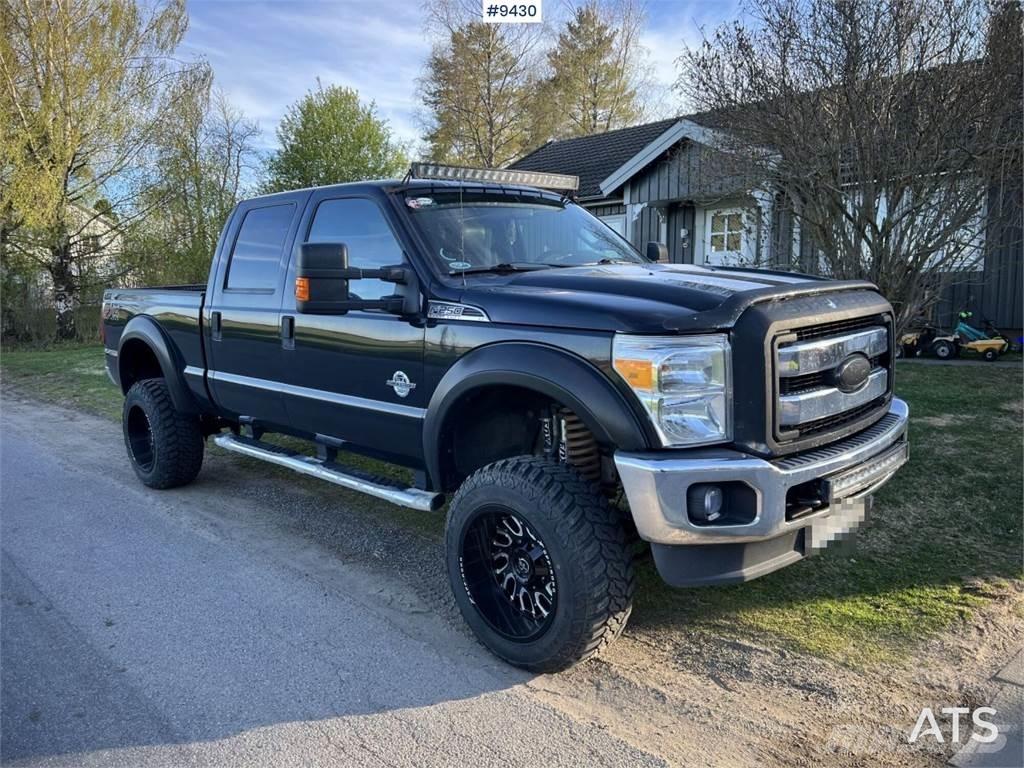 Ford F250 Pakettiautot