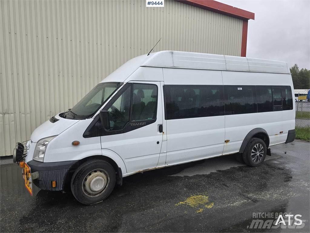 Ford Transit Minibussit
