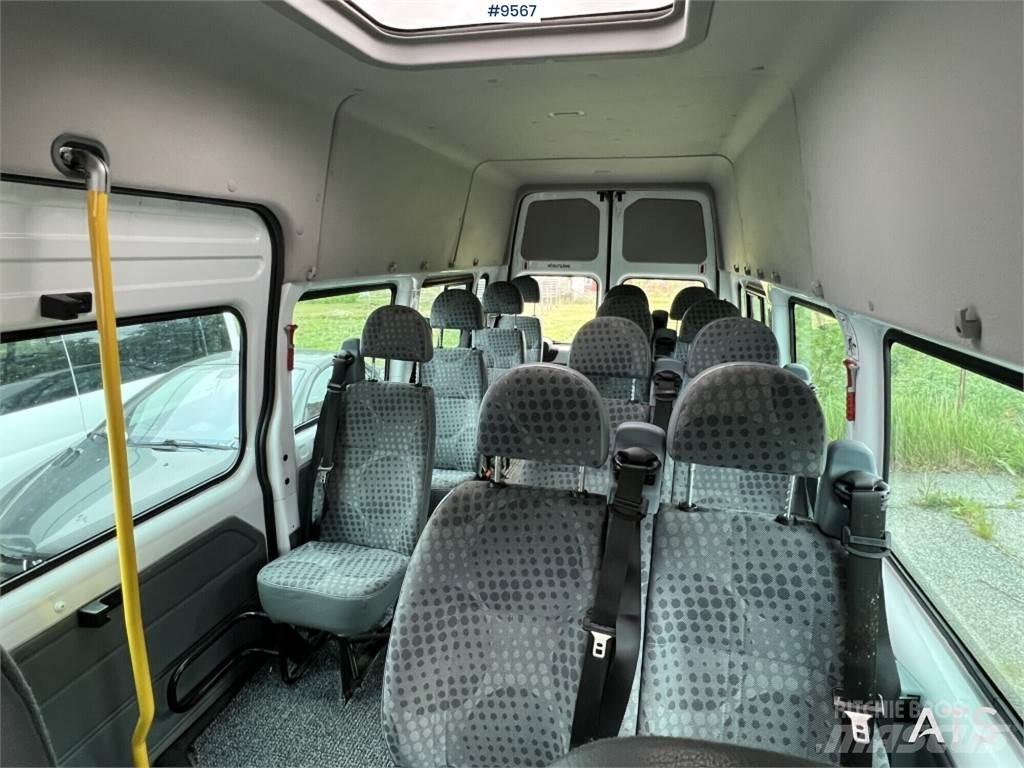 Ford Transit Minibussit