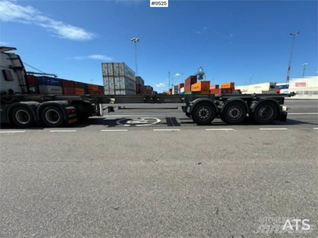Fruehauf annet Konttipuoliperävaunut