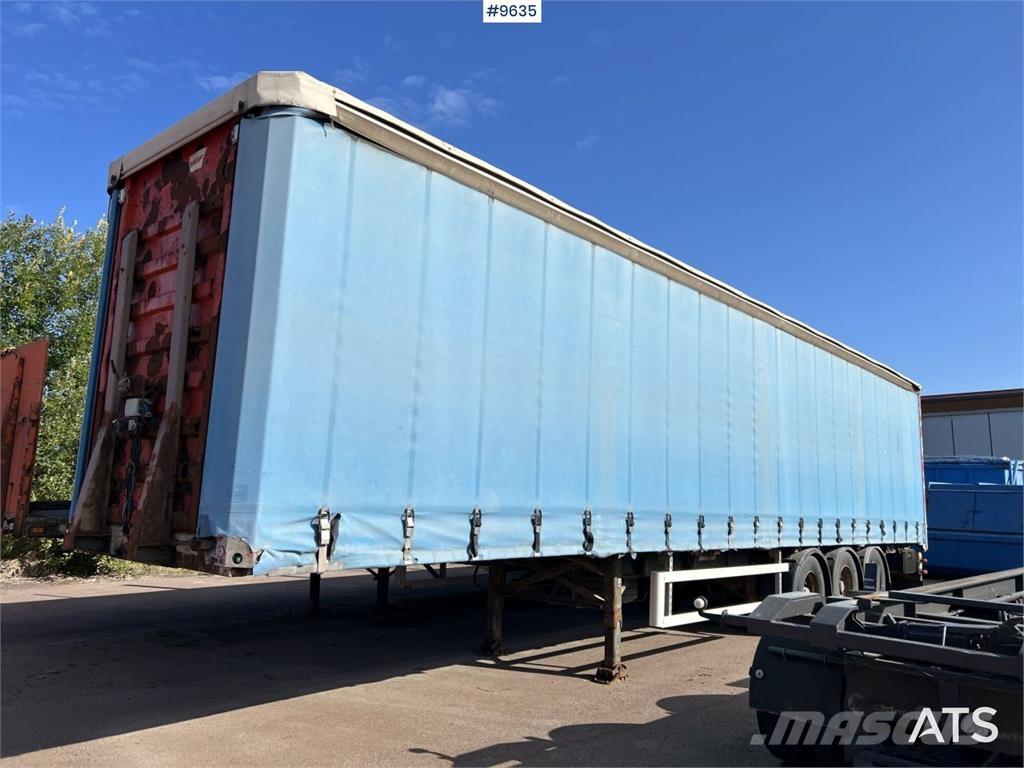Fruehauf SS136/P3S Pressukapellipuoliperävaunut