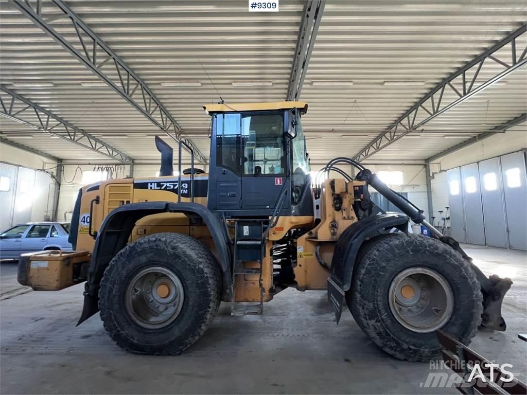 Hyundai HL757TM-9 Pyöräpuskutraktori