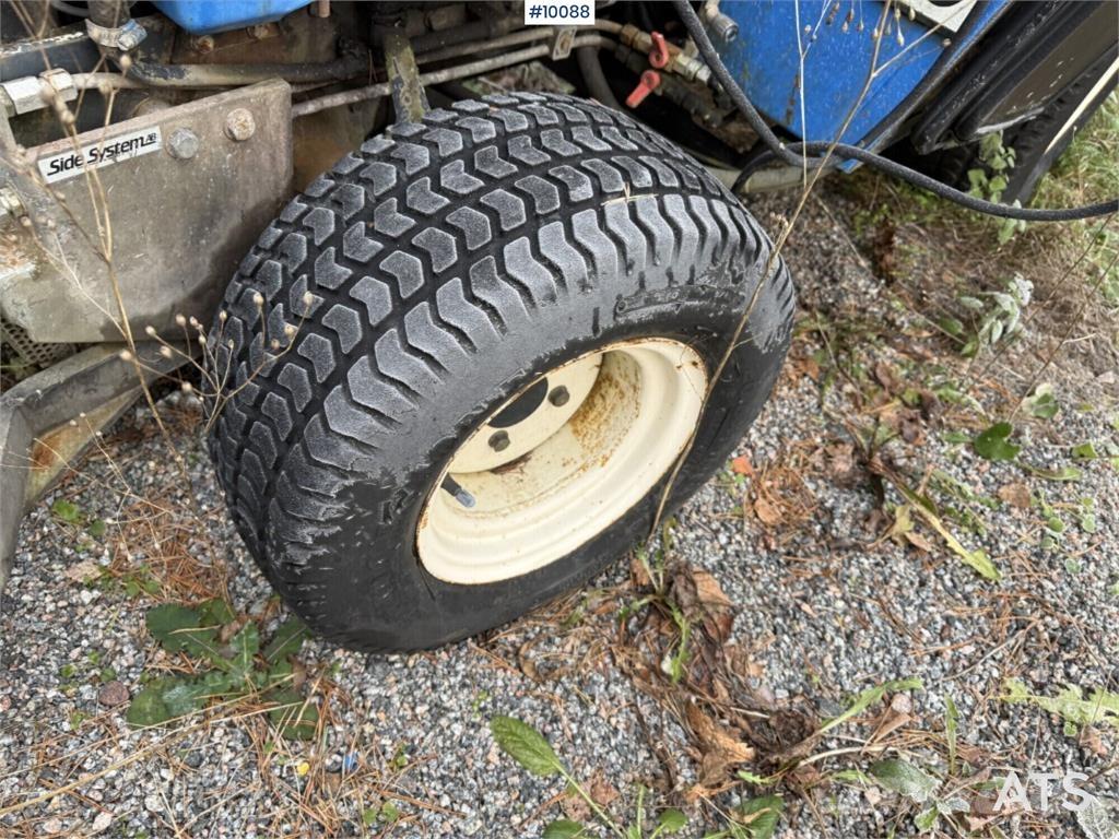 Iseki TX 2160 F-HST Traktorit