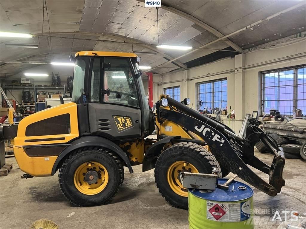 JCB 409 T4 Pyöräpuskutraktori